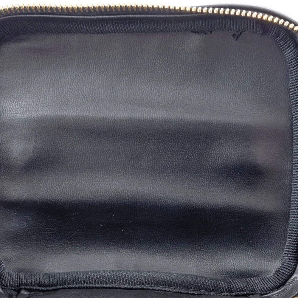 CHANEL Black Lambskin Leather Pouch - Picture 14 of 16